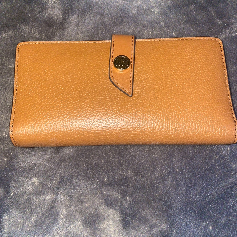 Michael Kors wallet